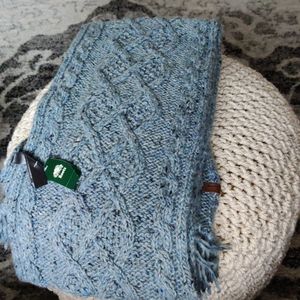 Roots scarf and mittens set